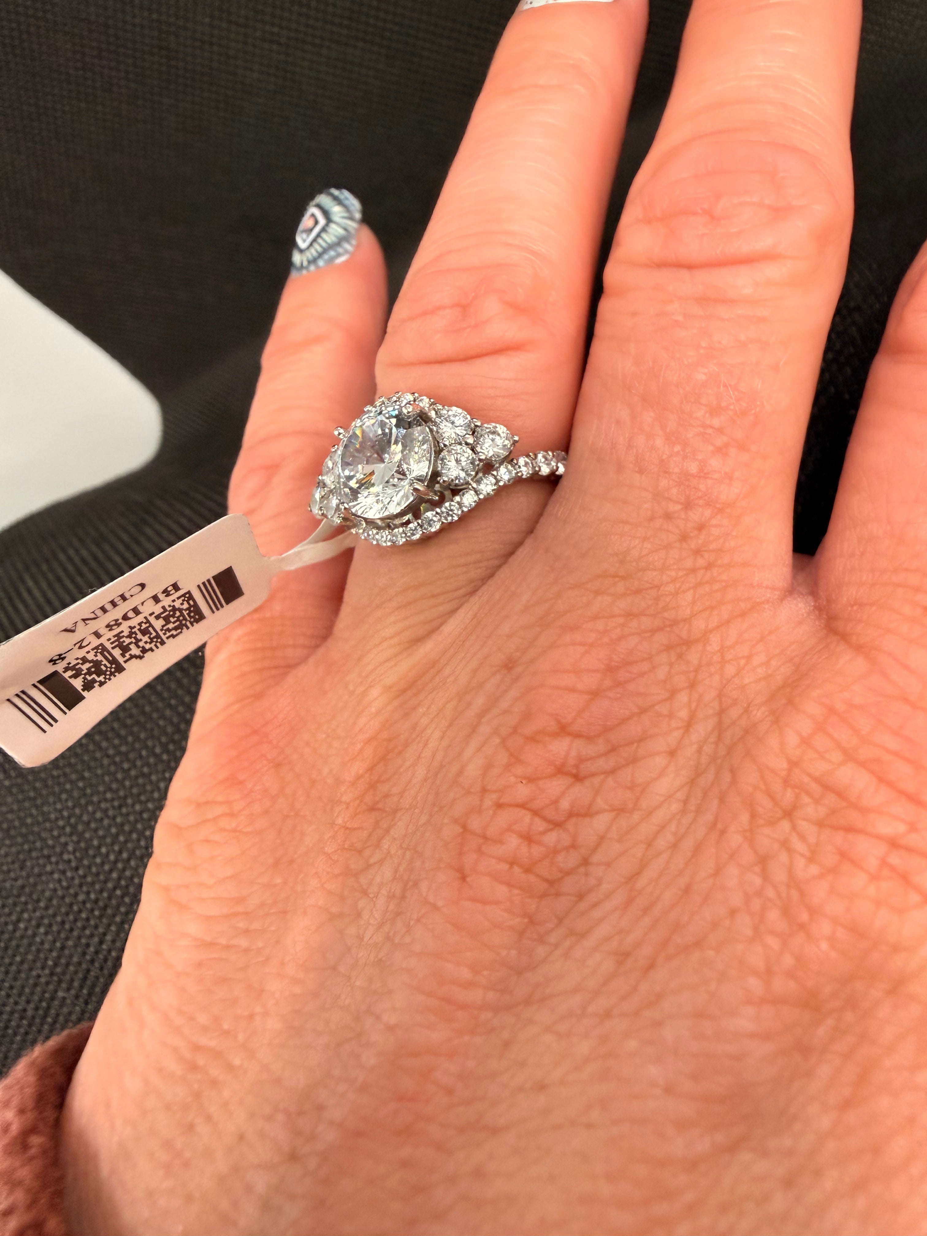 Bella Luce Dillenium CZ Halo Ring | Twisted Pave Shank | 925 Silver | Size 8 | NWT