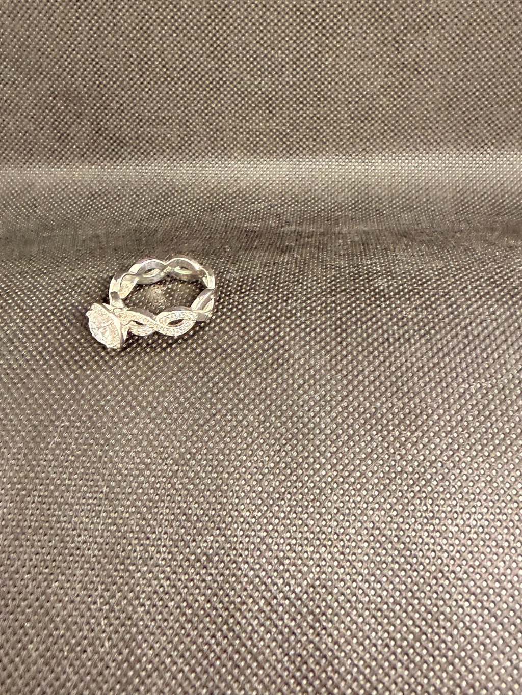 CZ Round Halo Ring | Infinity Twist Pave Shank | 925 Sterling Silver | Size 8