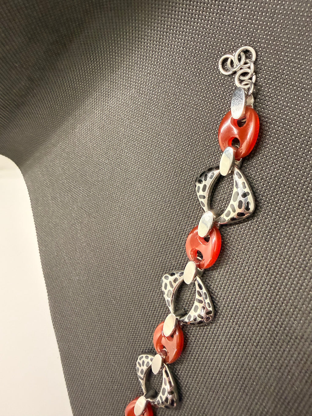 Stainless Steel Red Enamel Gucci Link Statement Bracelet – Black Hammered Oval Links