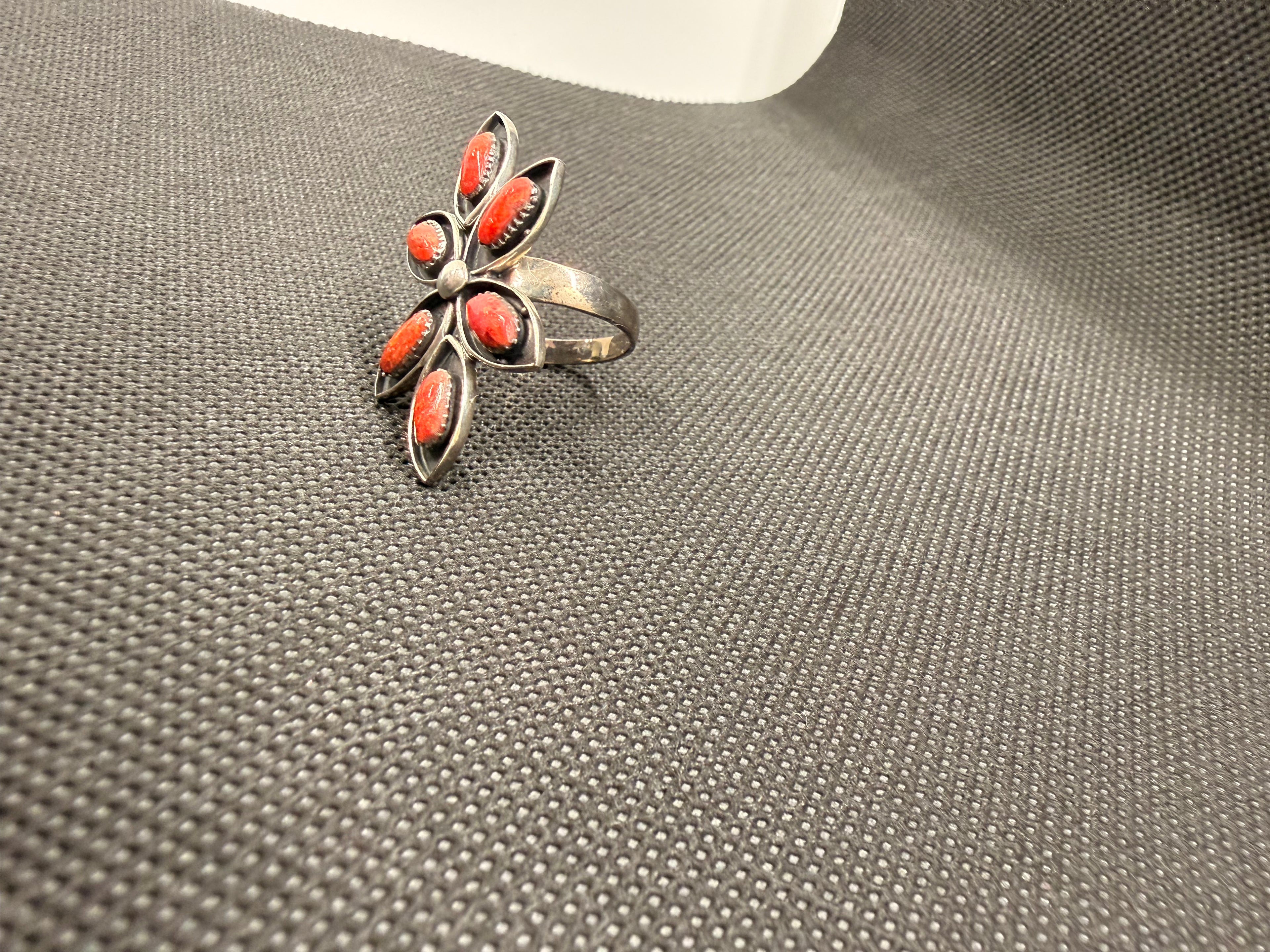 Vintage 925 Sterling Silver Red Sponge Coral Flower Ring Size 8 | Philippines