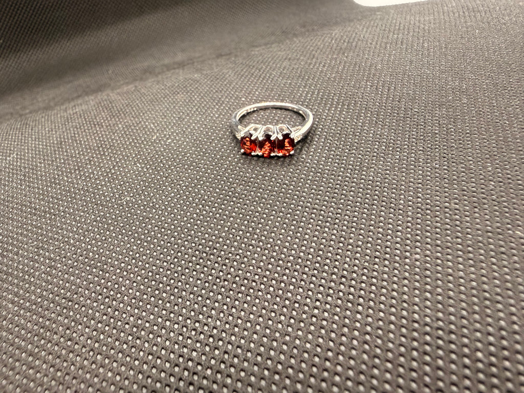 JTV 925 Rhodium Sterling Silver 3-Stone Oval Red Garnet Ring — 2.48 CTW Size 6
